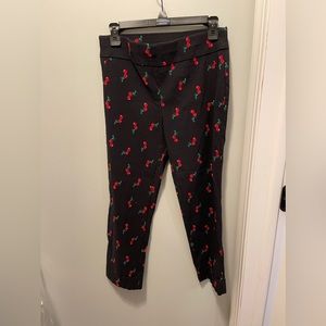 Woman’s cherry skinny pants